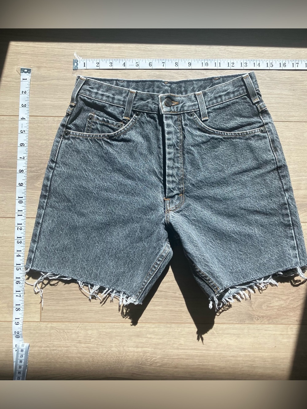 Vintage IKEDA denim cutoffs - Picture 6 of 6